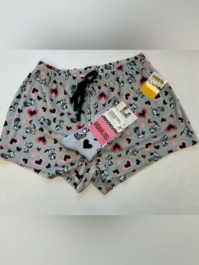 NWT- Snoopy Hearts Lounge / Sleep Shorts & Sock Set